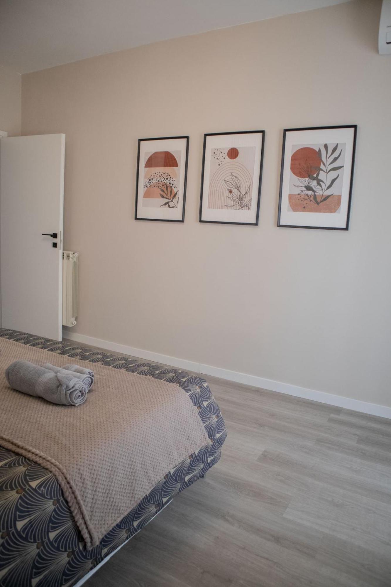 Sara'S Home - Modern Apartment Near Metro, Perfect For Families And Groups In Rom Eksteriør billede